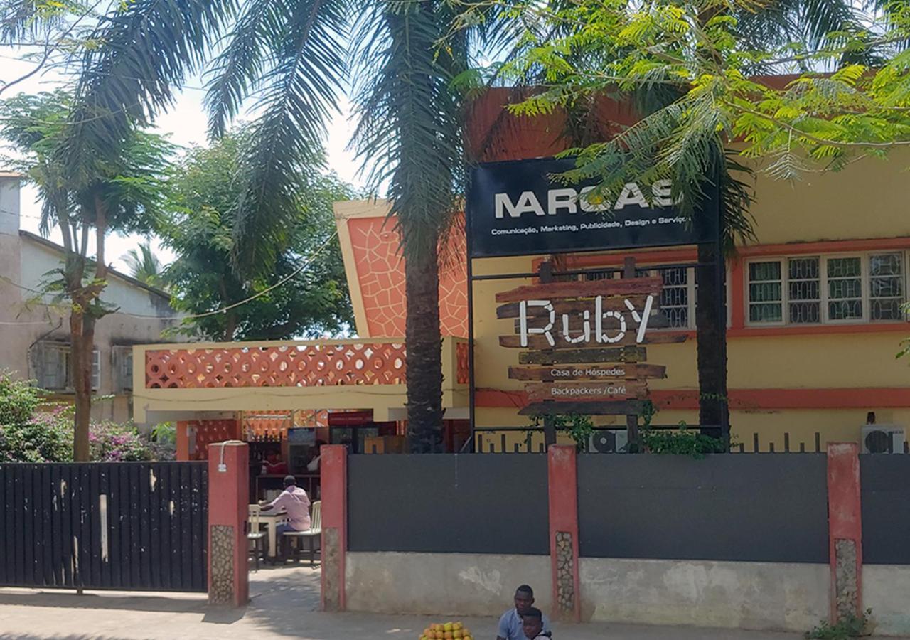 Ruby - Casa De Hospedes - Backpackers Nampula Extérieur photo